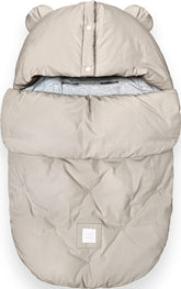 7AM Enfant universal stroller footmuff with water-repellent shell keeps baby dry on walks