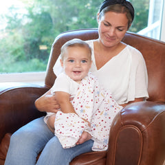 aden + anais 120 cm square swaddle blanket with ample wrapping space