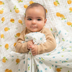 aden + anais boutique organic swaddle 4pack close-up of soft breathable muslin for baby skin
