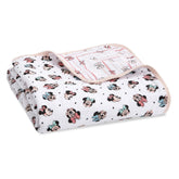 aden + anais Dream Blanket close-up: four-layer muslin for breathable softness