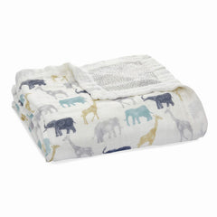 aden + anais Silky Soft Dream Blanket close-up of bamboo fabric, silky softness for baby skin.