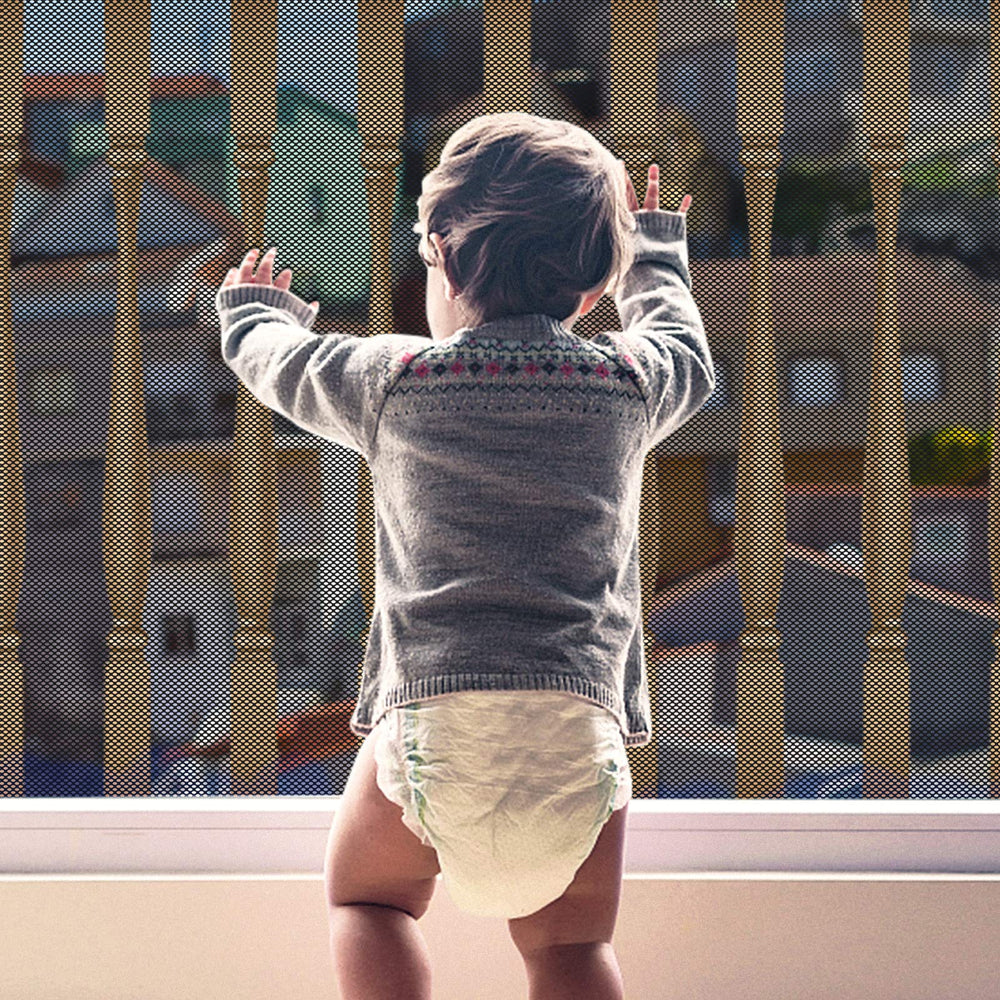 Aixingyun child safety net installation on stairs ensures quick, secure setup.