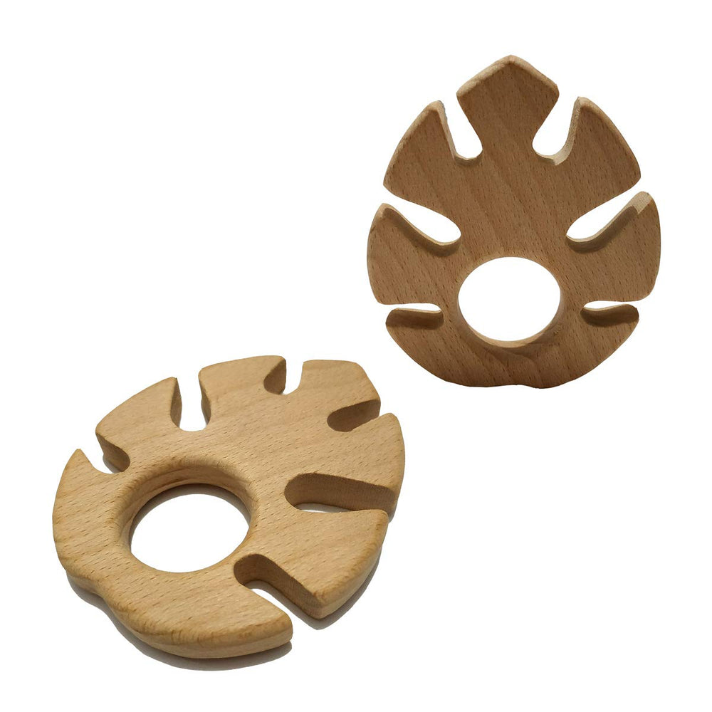Alenybeby Banana Leaf Teether in natural beech wood soothing teething gums