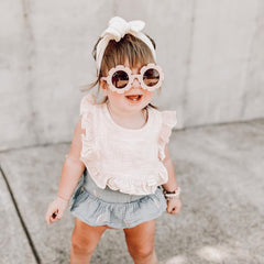 Ali+Oli Muslin Baby Bib is machine washable for easy everyday cleanup.