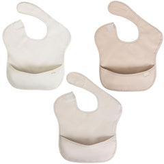 Ali+Oli smock bib close-up shows waterproof fabric keeping outfits cleaner