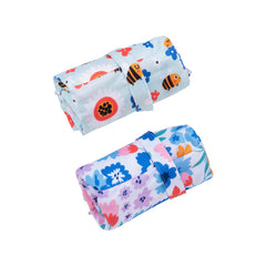 ALVABABY bag features a sturdy carry handle for easy transport.
