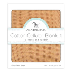 Amazing Baby Cellular Blanket in 100% cotton for breathable baby comfort.