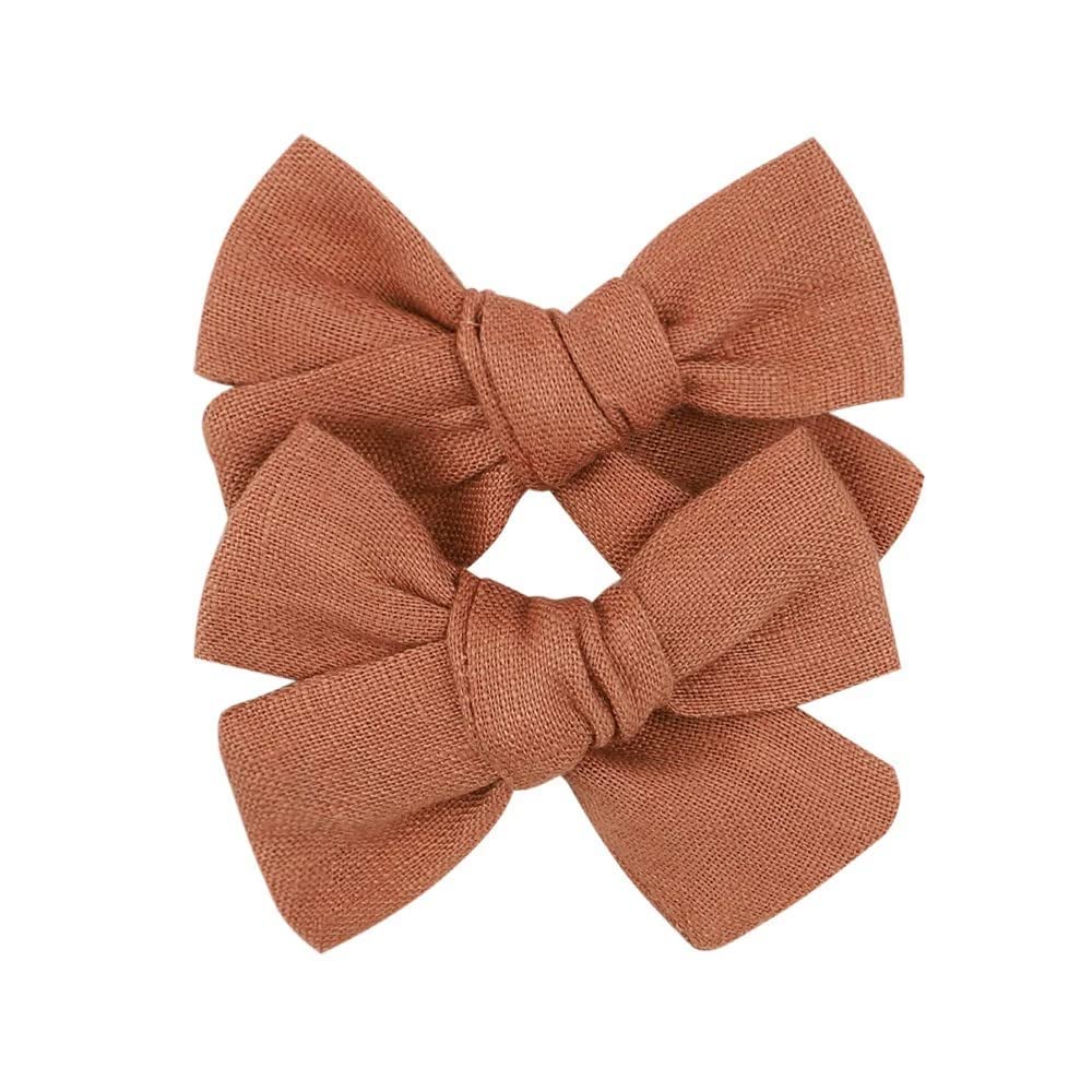 AMYDECOR 3.2-inch Rufous Linen Hair Bows Clip, versatile styling and gentle wear for daily outfits.