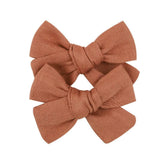 AMYDECOR 3.2-inch Rufous Linen Hair Bows Clip, versatile styling and gentle wear for daily outfits.