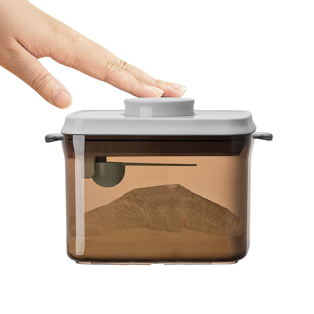 Ankou airtight formula container 1000ml keeps formula organized for on-the-go.