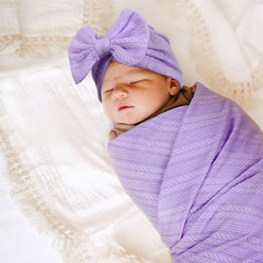 AQOKKA bow hat headband set on newborn