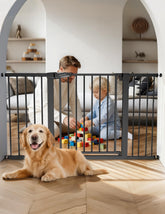 BABELIO extra-wide PressGuard P7 gate spanning a doorway with a sturdy, practical design.