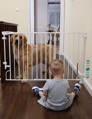 BABELIO no bottom bar gate in doorway with wide walk-through for easy stroller passage.