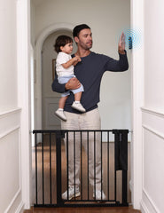 BABELIO smart gate extended-width closed, sturdy barrier for doorways and stairs