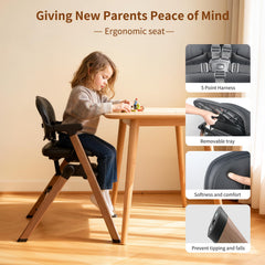 Babilous High Chair removable tray simplifies cleaning and setup.