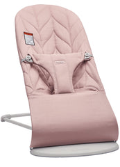BabyBjörn Bouncer Bliss in Dusty Pink provides gentle soothing close to baby.