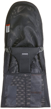 BabyBjörn fabric seat in anthracite mesh on a Bouncer for breathable comfort.