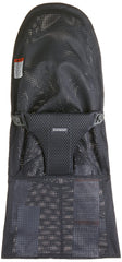 BabyBjörn fabric seat in anthracite mesh on a Bouncer for breathable comfort.
