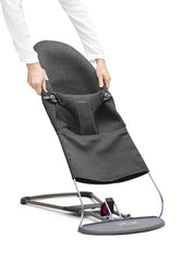 BabyBjörn fabric seat for Bouncer Bliss in charcoal gray—easy refresh and machine washable.