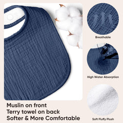 Bearmoss bib with adjustable snaps for growing baby comfort.