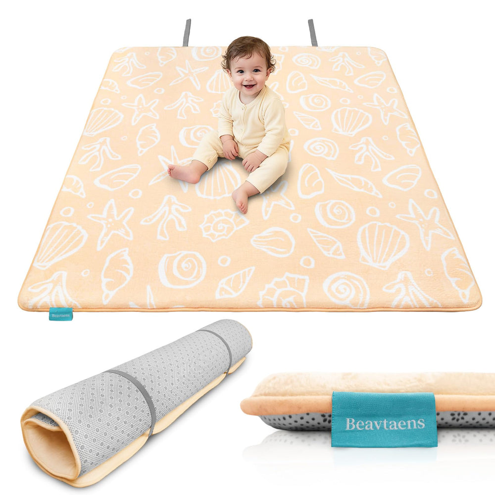 Beavtaens Ultra Thick Flannel Play Mat close-up shows a soft surface for comfy crawling.