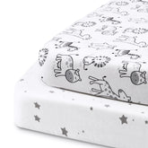 Beberoad Love bassinet sheet with oval fit and breathable cotton for baby comfort.