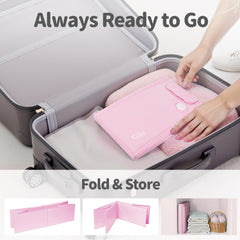 Bella's Friends soft-touch PVC tub feels comfy and durable for growing babies.