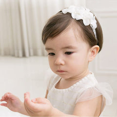 Bethynas elastic nylon headband provides comfortable stretch without slipping.