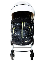 BGX Wipcream center zipper access allows easy in and out for the child.