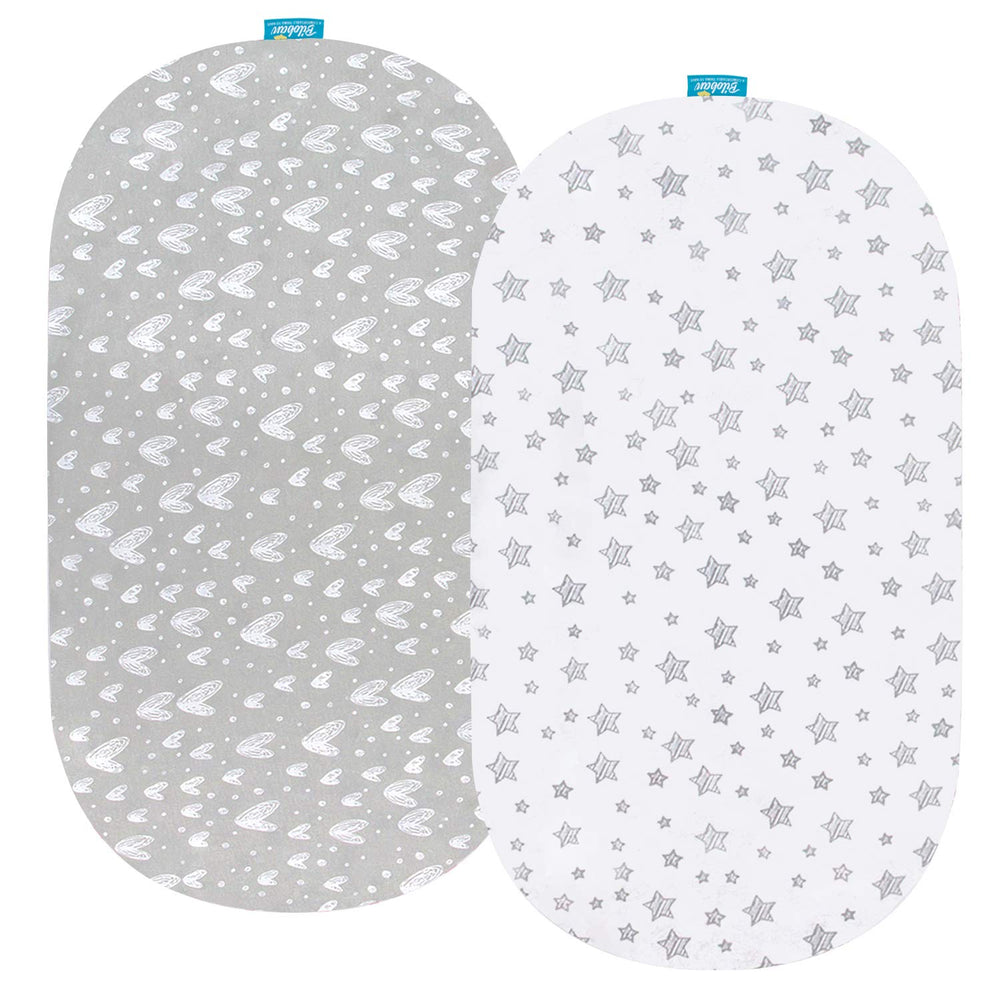 Biloban bassinet sheets 2-pack with snug elastic edge for secure fit.