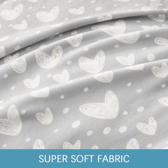 Biloban moisture-wicking fabric on U-shaped cover keeps you comfortably cool.