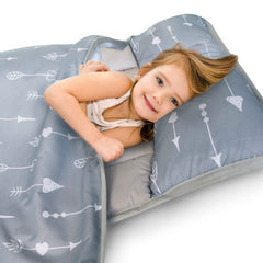 Biloban nap mat Regalo cot compatibility for quick setup.
