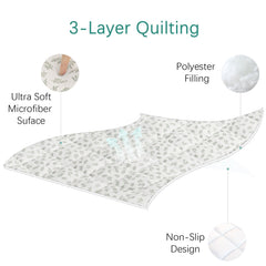 Biloban Regalo My Cot sheet quilted detail adds cushioned support.