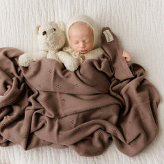 Bleu La La All-season blanket suitable for babies and toddlers.