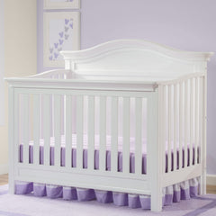 Elastic corners on BLOOMSTAR sheet keep it securely in place during sleep.