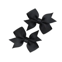 Boenbe Loved baby hair bows clip closeup with non-slip grip for baby hair.