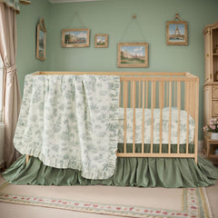 Brandream 100-percent cotton baby sheet offers breathable surface for sensitive skin.