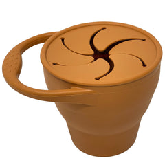 BraveJustice Snack Attack Snack Cup dust-proof lid blocks dirt and debris from snacks.