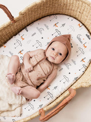 BROLEX whale-design bassinet sheets; soothing pattern for baby rooms.