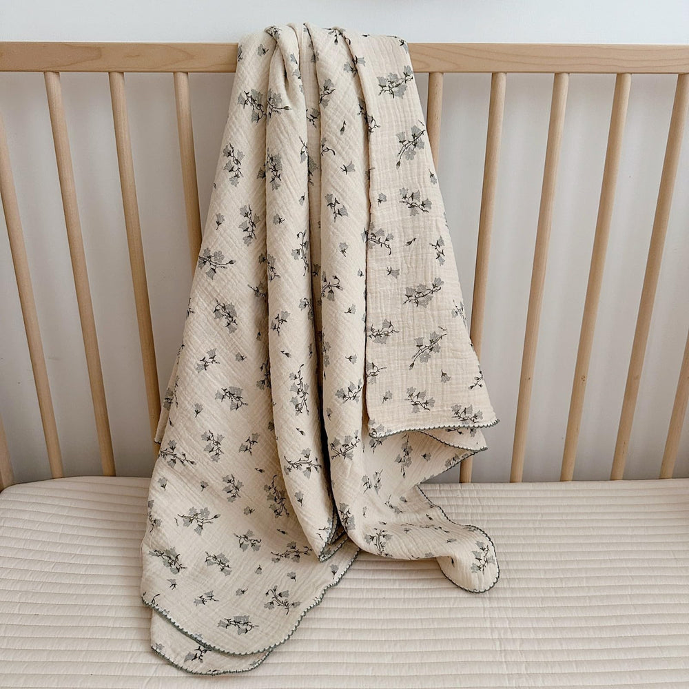BuLuTu hyacinth pattern muslin blanket for toddlers, breathable year round