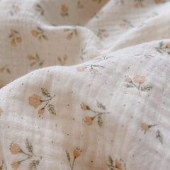 BuLuTu toddler pillowcase ideal for cribs and toddler beds.