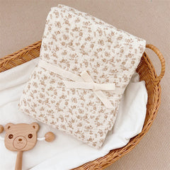 BuLuTu soft muslin blanket emphasizing skin-friendly comfort for kids