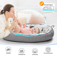 Lightweight BUTOA lounger with two handles for on-the-go comfort.