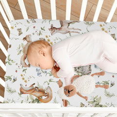 CaTaKu 360-elastic-band keeps sheets securely in place.