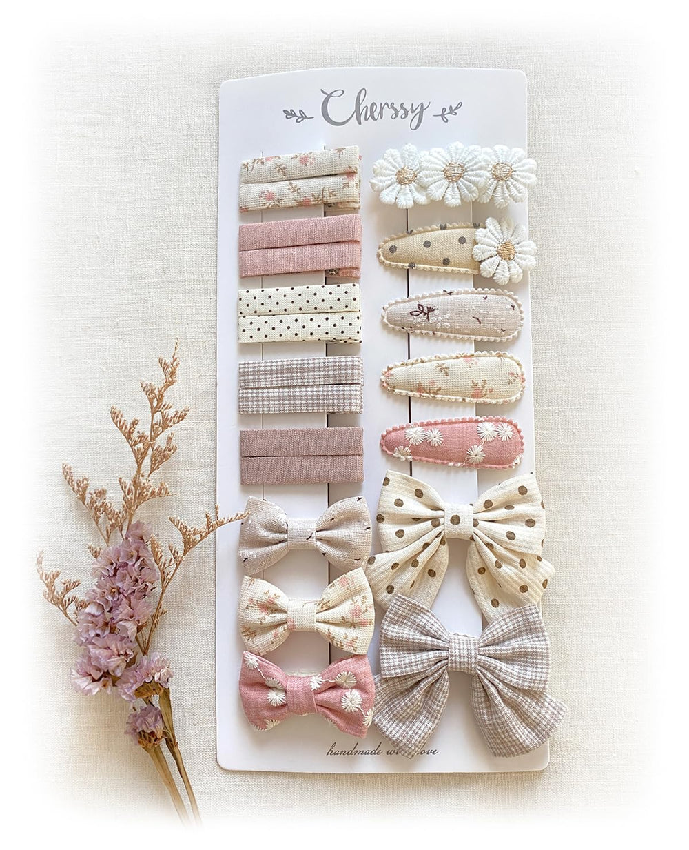 Cherssy daisy floral hair bow clip for delicate baby hair styling.