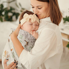 Civarua Kids Animal World blanket crib-ready setup showcases safe baby sleep surface.