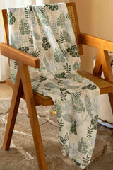 Large 31.5 by 43.3 inch CIVARUA KIDS swaddle blanket highlight.