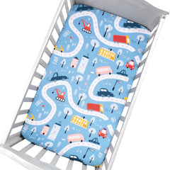 Cloele nursery sheet in soft polyester helps baby stay comfortable day and night.