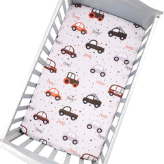 Cloele polyester bedding close-up showing soft material for gentle baby sleep
