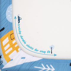 Cloele square playard sheet is easy to clean and resists shrinking